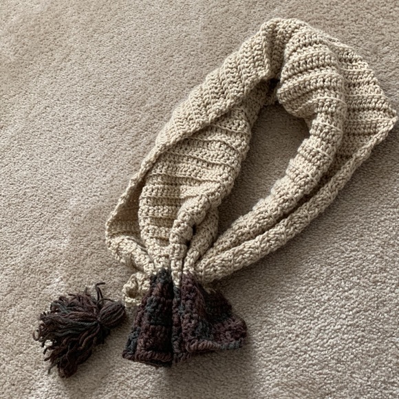 Womens scarf - Picture 7 of 8